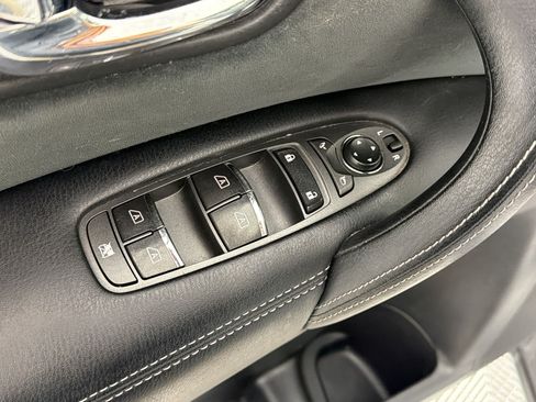 Used 2019 Nissan Armada SV w/ Driver Package RWD image 14