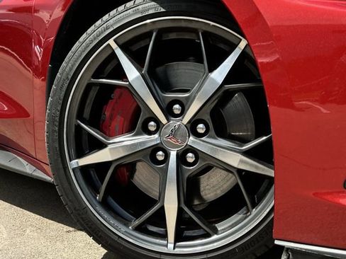 Used 2022 Chevrolet Corvette Stingray Preferred Cpe w/ Z51 Performance Package RWD image 11