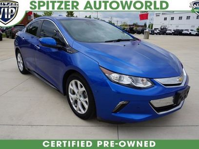 Used 2017 Chevrolet Volt Premier w/ Driver Confidence II Package