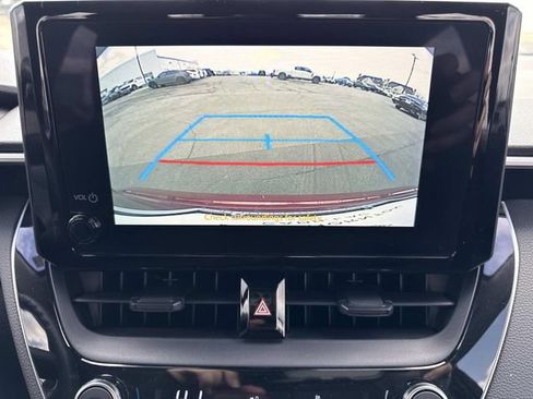 Used 2023 Toyota Corolla LE image 20