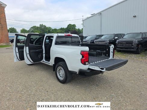 Used 2024 Chevrolet Colorado W/T w/ WT Convenience Package RWD image 35