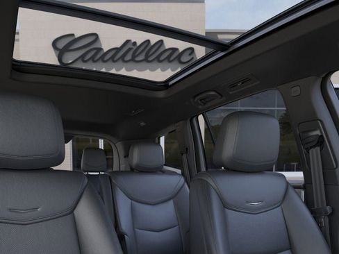 New 2025 Cadillac XT6 Premium Luxury image 24