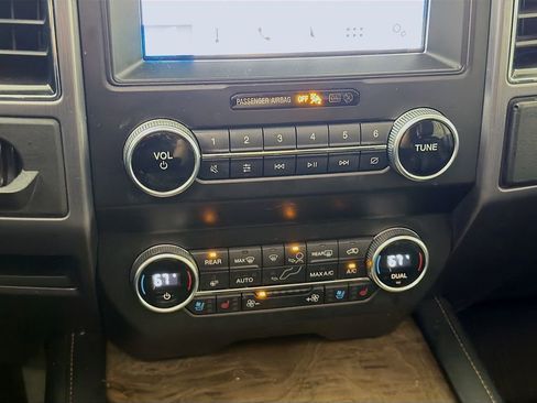 Used 2019 Ford Expedition Max Platinum image 20