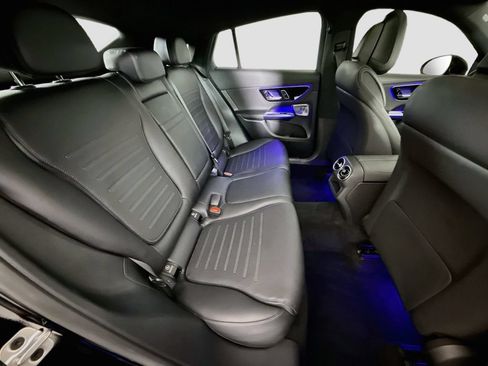 Certified 2025 Mercedes-Benz GLC 300 4MATIC image 28