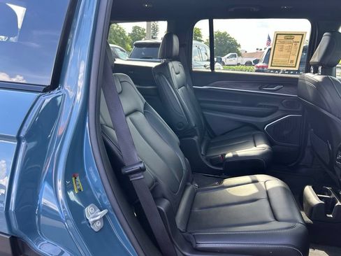 Used 2026 Jeep Grand Cherokee L Limited w/ Limited Altitude Package RWD image 27