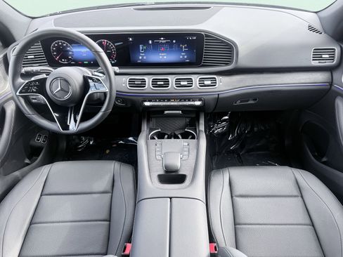 Used 2025 Mercedes-Benz GLE 450e 4MATIC w/ AMG Line Exterior image 33