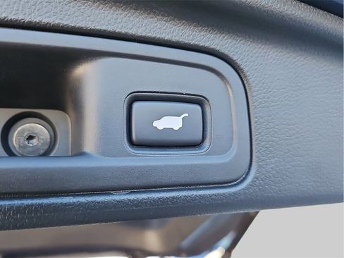 Certified 2022 Honda Pilot Touring image 36