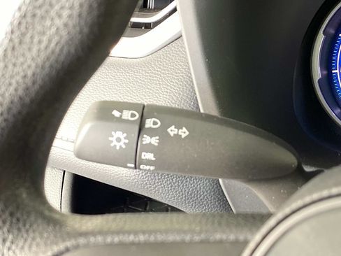 Used 2024 Toyota RAV4 LE AWD/4WD image 18
