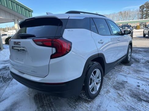 Certified 2020 GMC Terrain SLE w/ Driver Convenience Package image 5