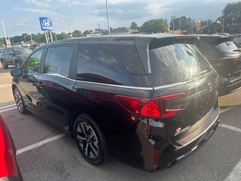 Used 2025 Honda Odyssey EX-L image 4