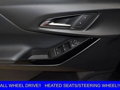 Used 2026 Chevrolet Equinox LT AWD/4WD image 12