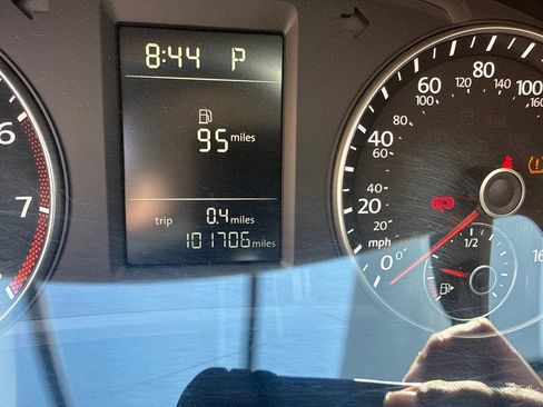 Used 2015 Volkswagen Passat 1.8T S FWD image 14