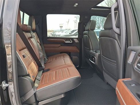 Used 2024 GMC Sierra 2500 Denali Ultimate w/ Snow Plow Prep/Camper Package image 26