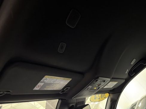 Used 2024 Toyota Tacoma SR5 image 10