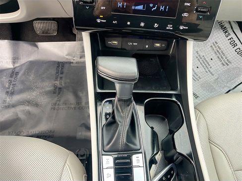 Used 2023 Hyundai Tucson SEL w/ Convenience Package image 16