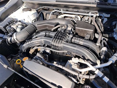 Used 2019 Subaru Crosstrek 2.0i Premium w/ Eyesight System image 14