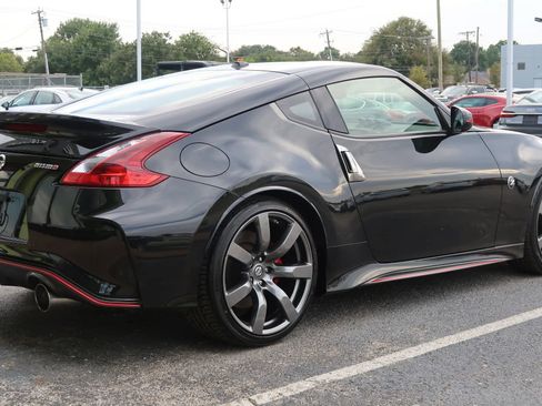 Used 2019 Nissan 370Z NISMO image 14