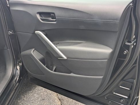 Used 2025 Toyota Corolla Cross AWD Hybrid image 13