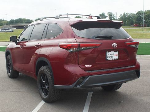 Used 2023 Toyota Highlander Limited FWD image 18