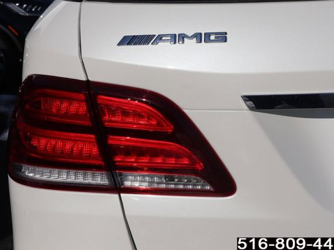 Used 2019 Mercedes-Benz GLE 43 AMG 4MATIC image 35