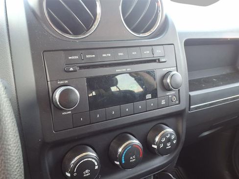 Used 2011 Jeep Patriot Sport image 6