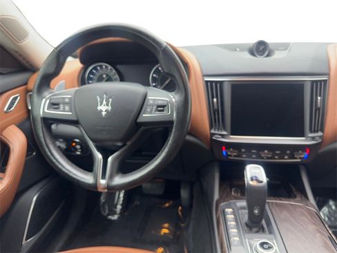 Used 2022 Maserati Levante Modena image 53