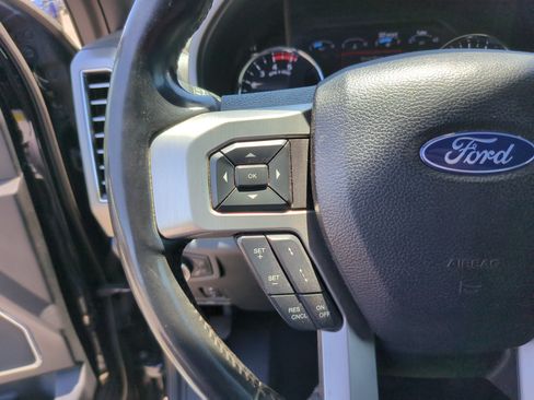 Used 2021 Ford F350 Platinum AWD/4WD image 24
