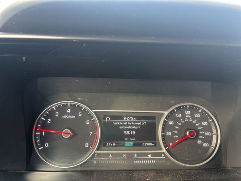 Used 2021 Kia Sorento EX w/ Panoramic Sunroof Package image 9