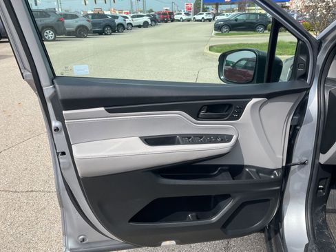 Used 2024 Honda Odyssey EX-L image 27