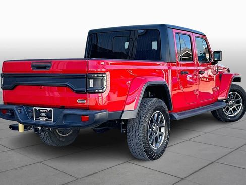 Used 2020 Jeep Gladiator Overland image 17