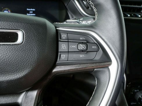 Used 2022 Jeep Grand Cherokee Limited RWD image 11