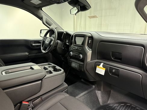 New 2026 GMC Sierra 1500 Pro w/ Pro Value Package image 15