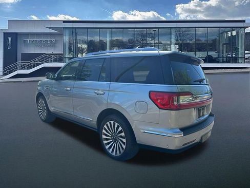Certified 2021 Lincoln Navigator Reserve w/ Luxury Package AWD/4WD image 6