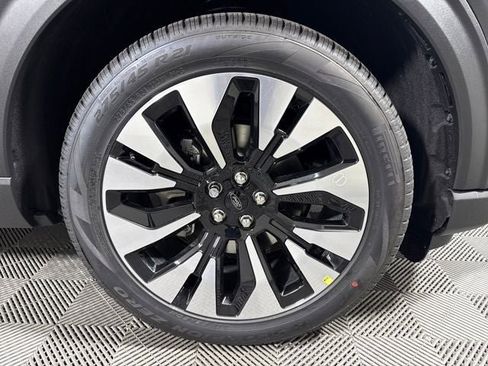 New 2026 Ford Explorer Platinum w/ LUX Leather Package image 11