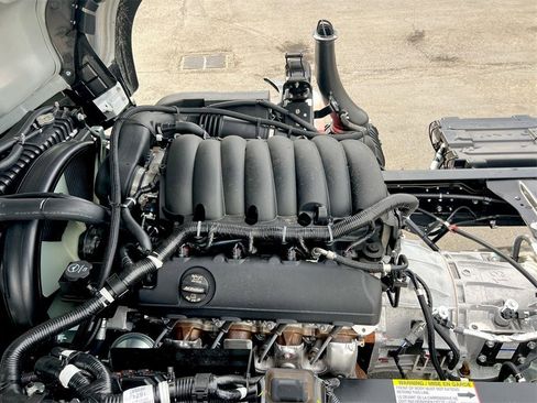 New 2025 Chevrolet Low Cab Forward 5500XG image 22