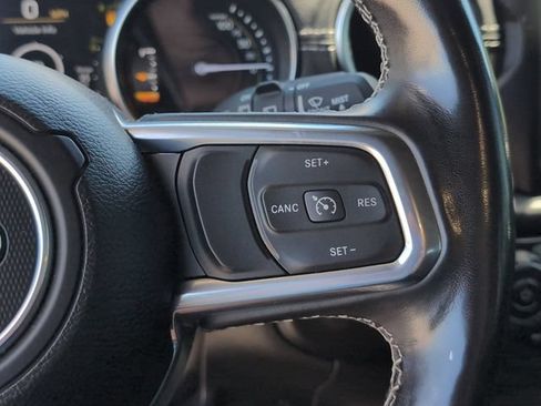 Used 2023 Jeep Wrangler Unlimited Sahara w/ Cold Weather Group AWD/4WD image 24