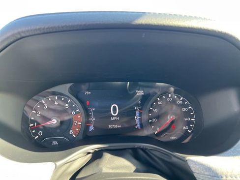 Used 2023 Jeep Compass Latitude image 11