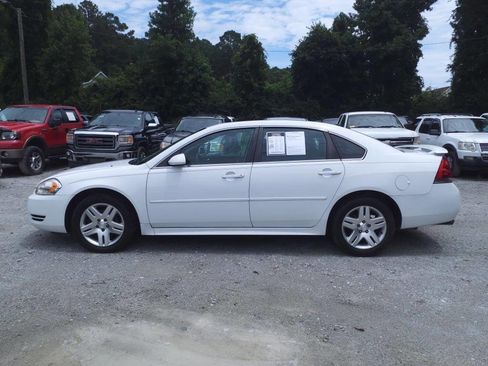 Used 2012 Chevrolet Impala LT w/ LT Sunroof Package image 3