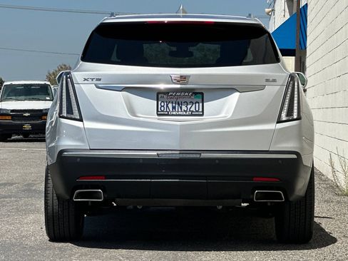 Used 2019 Cadillac XT5 Luxury w/ Sport Package FWD image 5