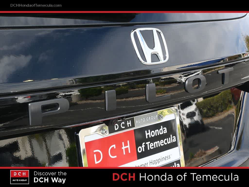 Certified 2025 Honda Pilot Sport image 7