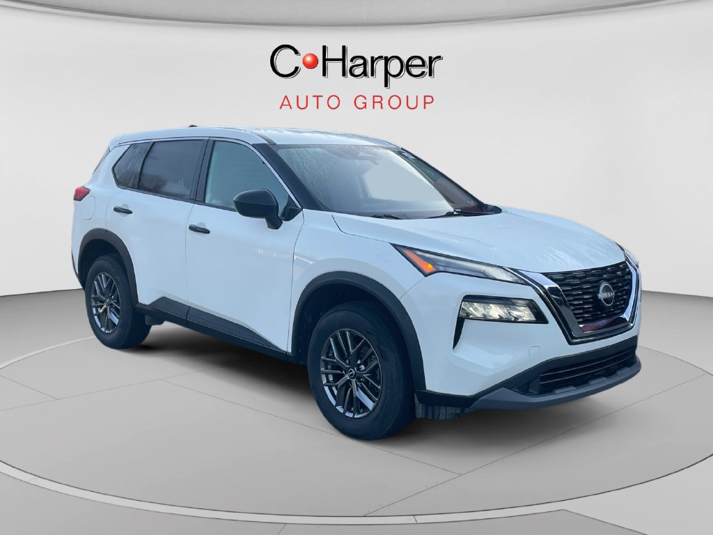 Used 2023 Nissan Rogue S AWD/4WD image 1