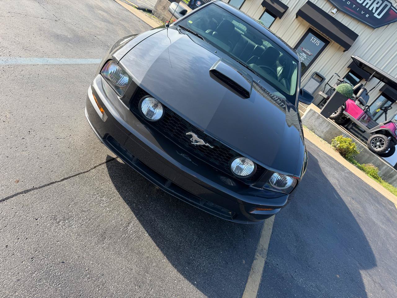 Used 2007 Ford Mustang GT RWD image 2