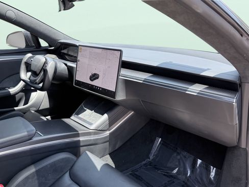 Used 2025 Tesla Model S Plaid AWD/4WD image 46