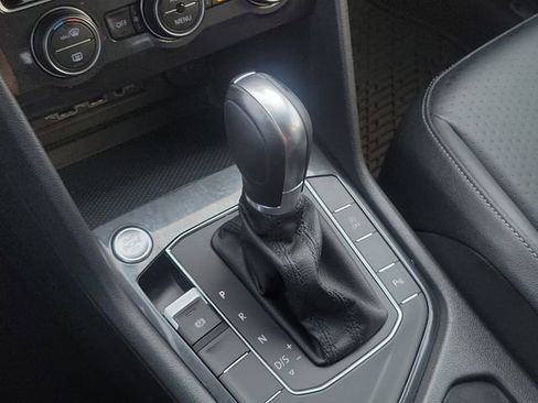 Used 2019 Volkswagen Tiguan SEL Premium R-Line FWD image 21