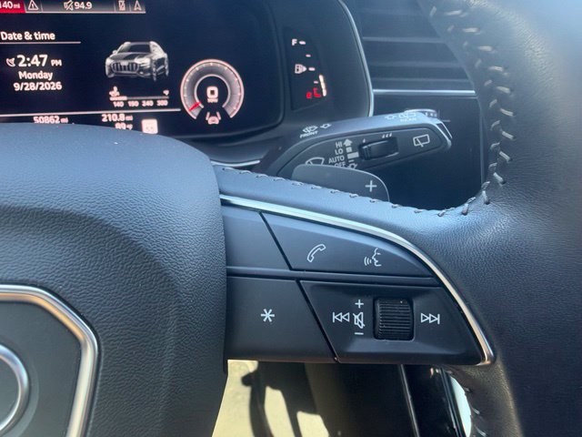 Used 2019 Audi Q8 Premium Plus w/ Premium Plus AWD/4WD image 16