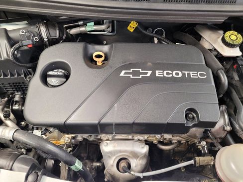Used 2020 Chevrolet Spark LT FWD image 30