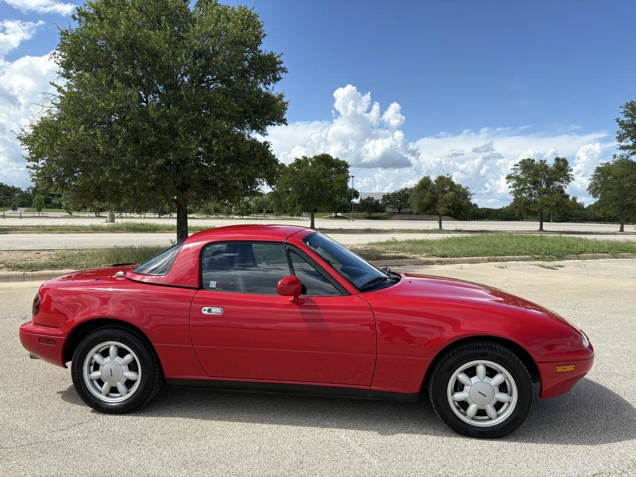 Used 1991 MAZDA MX-5 Miata RWD image 50