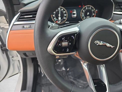 Certified 2024 Jaguar XF R-Dynamic SE image 17