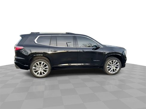 New 2026 GMC Acadia Denali w/ Super Cruise Package image 9