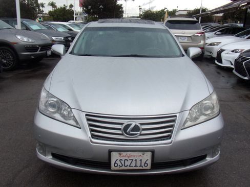 Used 2011 Lexus ES 350 image 2